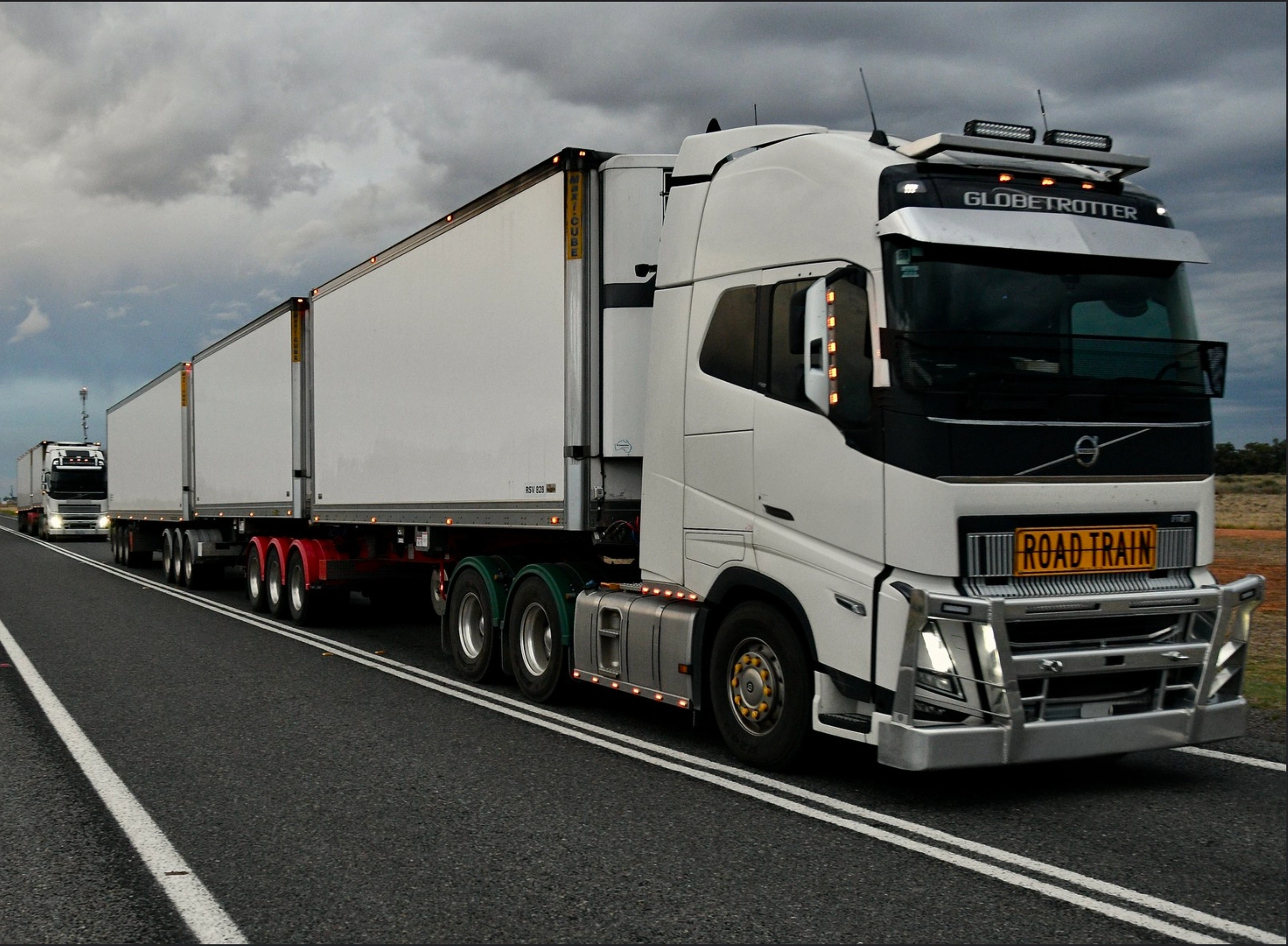 Distribution network – metropolitan and regional delivery